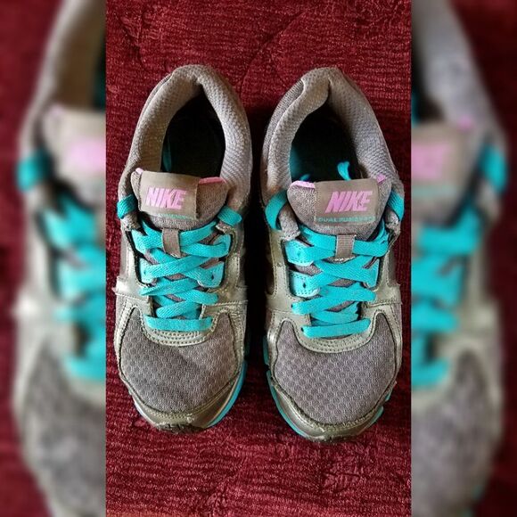 Nike Dual Fusion ST 2 High-Performance shoes - Picture 2 of 8